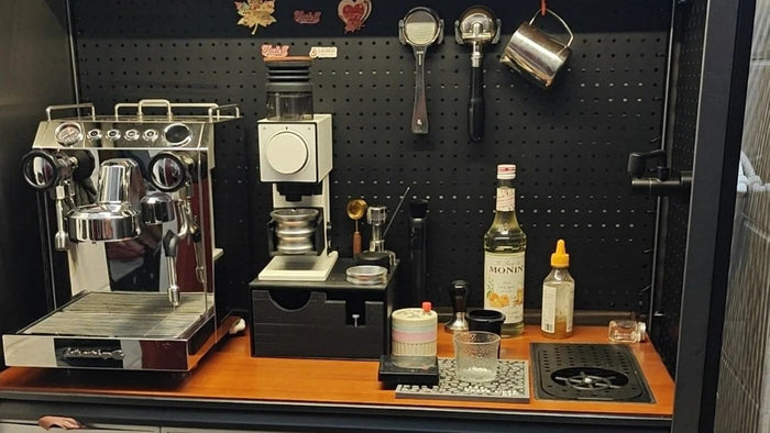 Coffee Bar Decor Details: 7 Small Ideas Worth Borrowing