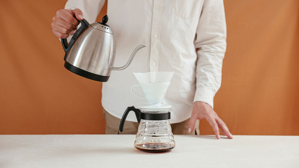 Metal Coffee Filter vs. Paper Filter: Oils, Body, Flavor, and Cleanup