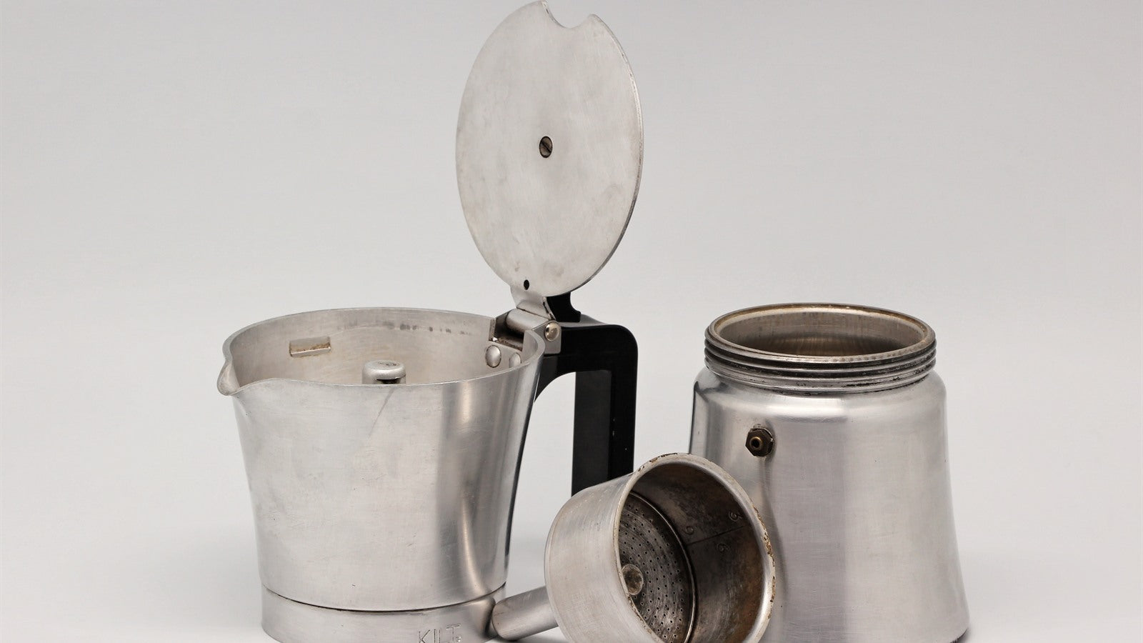 Disassembled moka pot introduces a guide to ratio, grind, heat, and bitterness