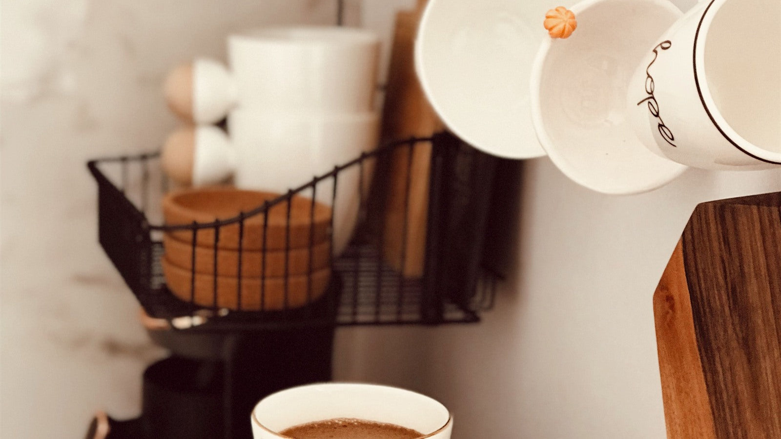 Wall-Mounted vs. Countertop Coffee Mug Racks