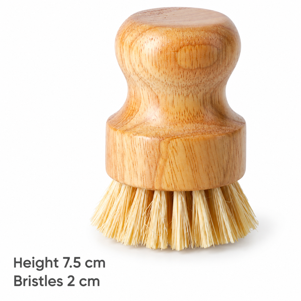 Sisal coffee cleaning brush measuring 7.5 cm high with 2 cm bristles
