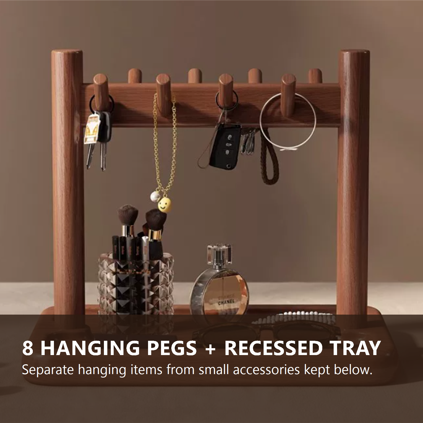 Eight hanging pegs and recessed base tray detail
